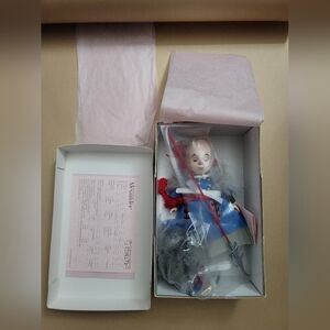 **RARE**   NEW  MIB    Madame Alexander   -Wizard Oz-  Scarecrow as Winkie Guard